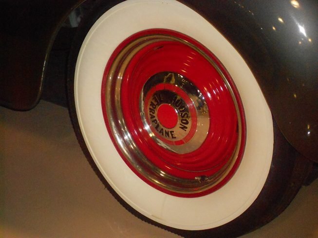 How to Find Vintage and Antique Car PartsAuto Museum Online