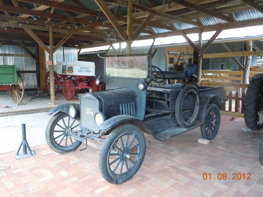 Early 1900 ford trucks #8