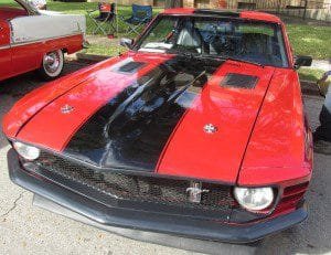 1970 Ford Mustang grille and headlight arrangement