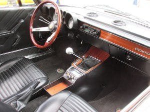 alfa gtv 2000 interior